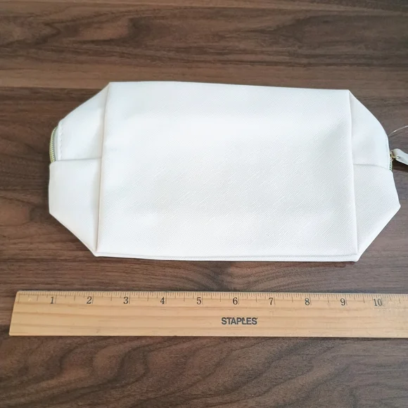 Pink and Gold 'HAIR' Cosmetic Bag - Picture 4 of 4